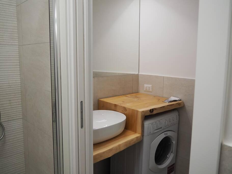 Tadino 50 Apartment Milan Bagian luar foto